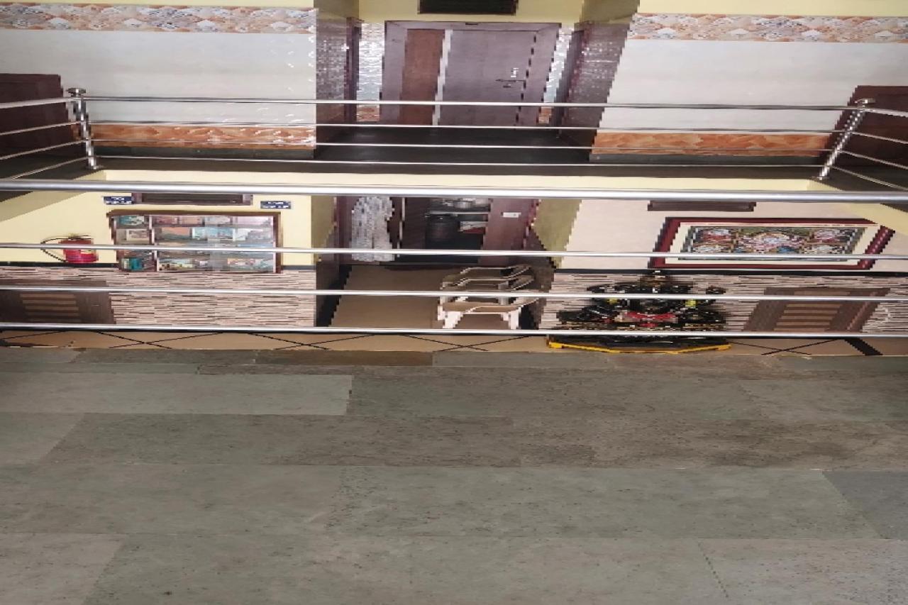 Hotel Spot On 73926 Anjanaa Puri